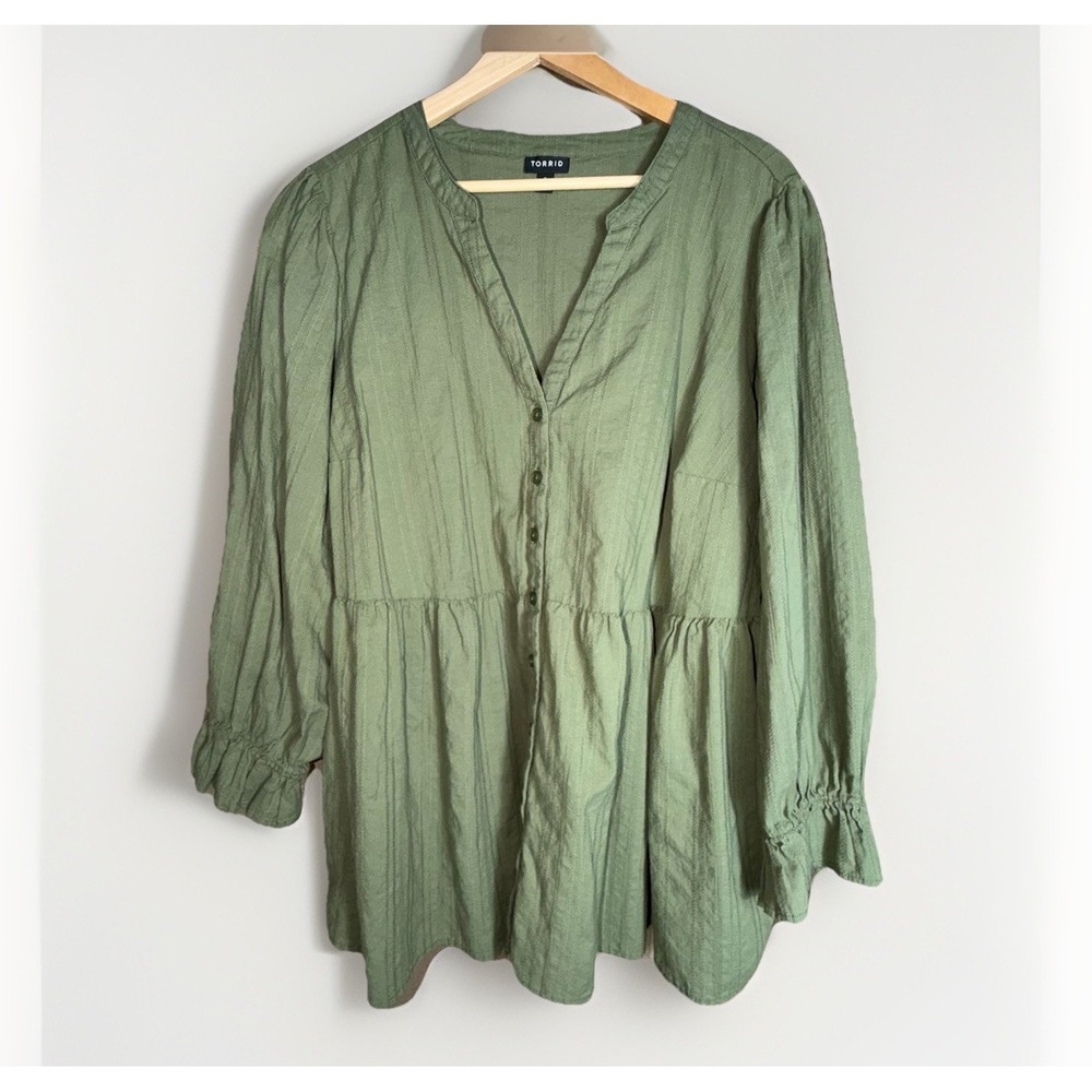 Torrid Button Up Tunic Peplum Top Size 2X Olive Green Blouson Long Sleeve V-Neck